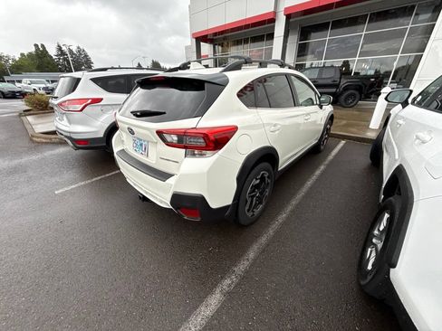 Used 2021 Subaru Crosstrek 2.5i Limited w/ Moonroof Package 1 AWD/4WD image 5