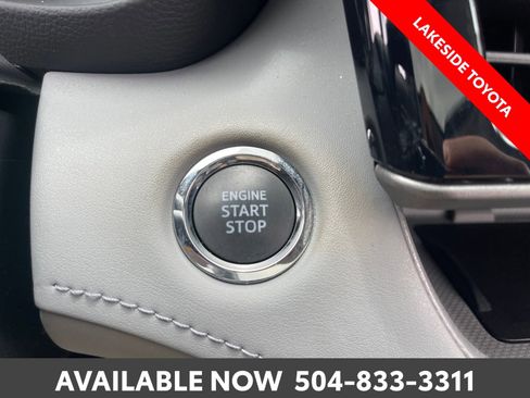 Used 2023 Toyota Highlander Limited FWD image 38