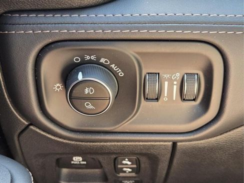 Certified 2026 RAM 1500 Tungsten AWD/4WD image 30