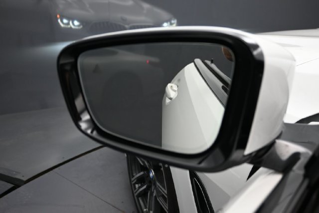 Used 2020 BMW 840i Coupe w/ M Sport Package RWD image 4