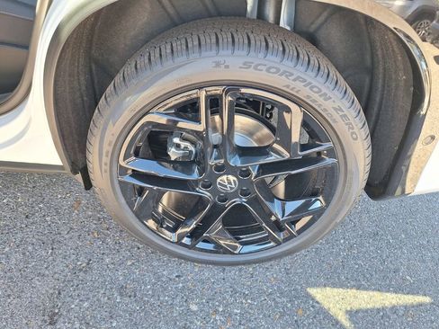 New 2026 Volkswagen Tiguan SE R-Line image 22