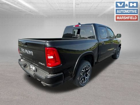 Used 2025 RAM 1500 Laramie AWD/4WD image 3