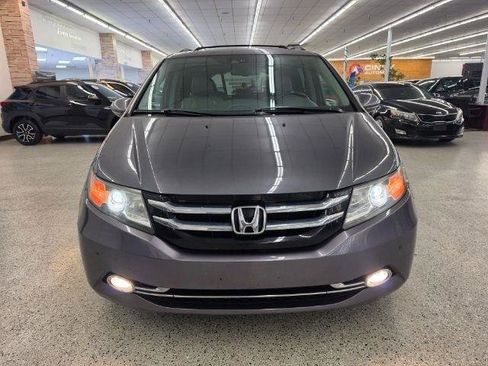 Used 2014 Honda Odyssey Touring image 2