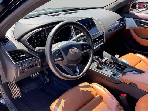 Used 2024 Cadillac CT5 V w/ Platinum Package RWD image 18