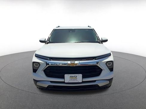 Used 2025 Chevrolet TrailBlazer LT FWD image 4