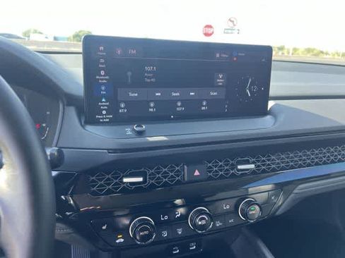 Used 2024 Honda Accord EX-L image 18