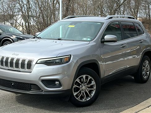Used 2021 Jeep Cherokee Latitude Lux image 1