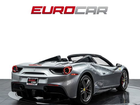 Used 2018 Ferrari 488 Spider RWD image 6