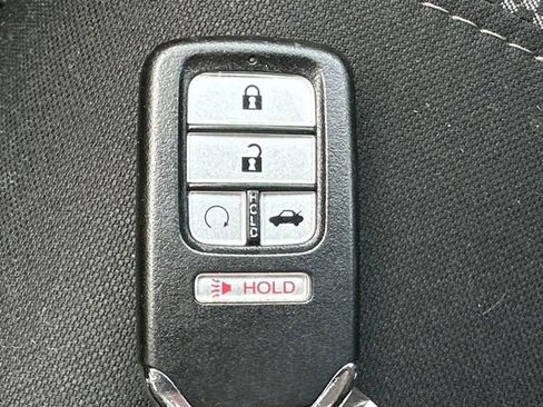 Used 2019 Honda Civic EX image 17