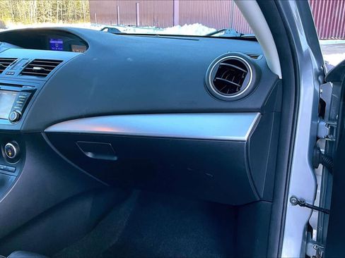 Used 2013 MAZDA MAZDA3 i Grand Touring image 18