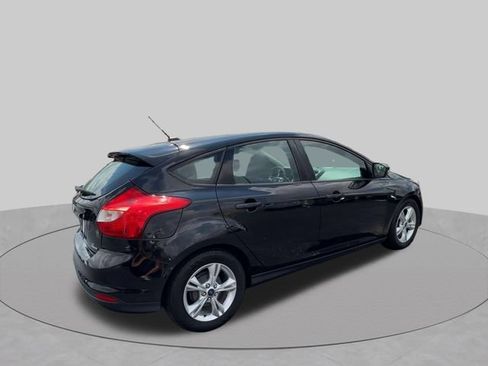 Used 2013 Ford Focus SE FWD image 9