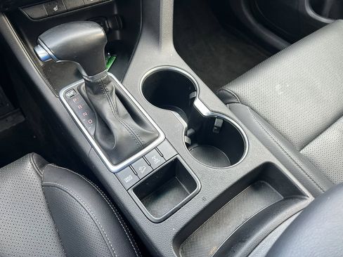 Used 2022 Kia Sportage EX image 24