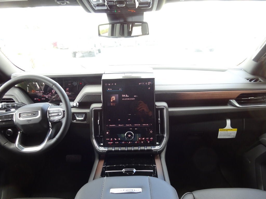 New 2026 GMC Yukon Denali AWD/4WD image 23