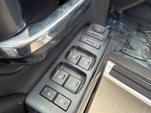 Used 2018 Chevrolet Silverado 2500 LT AWD/4WD image 14