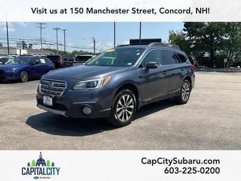 Used 2017 Subaru Outback 2.5i Limited AWD/4WD image 3