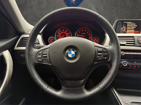 Used 2016 BMW 320i Sedan image 33