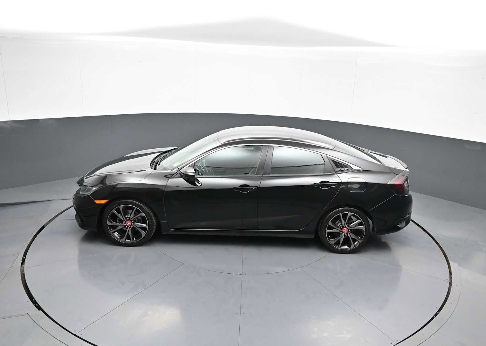 Used 2020 Honda Civic Sport image 39
