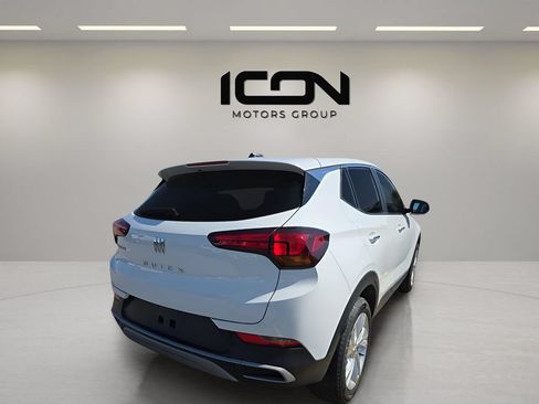 Used 2024 Buick Encore GX Preferred FWD image 3