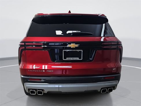 Certified 2024 Chevrolet Traverse LT w/ Trailering Package image 5