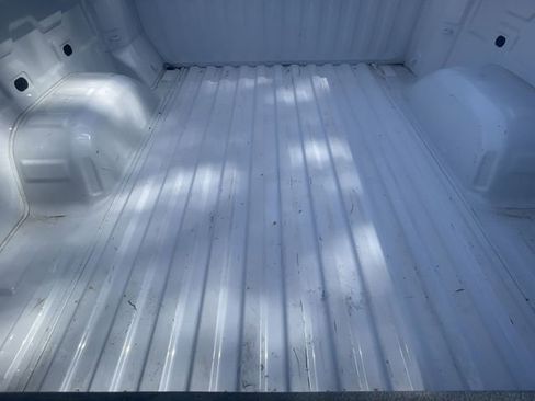 Used 2022 Chevrolet Silverado 1500 LT image 24