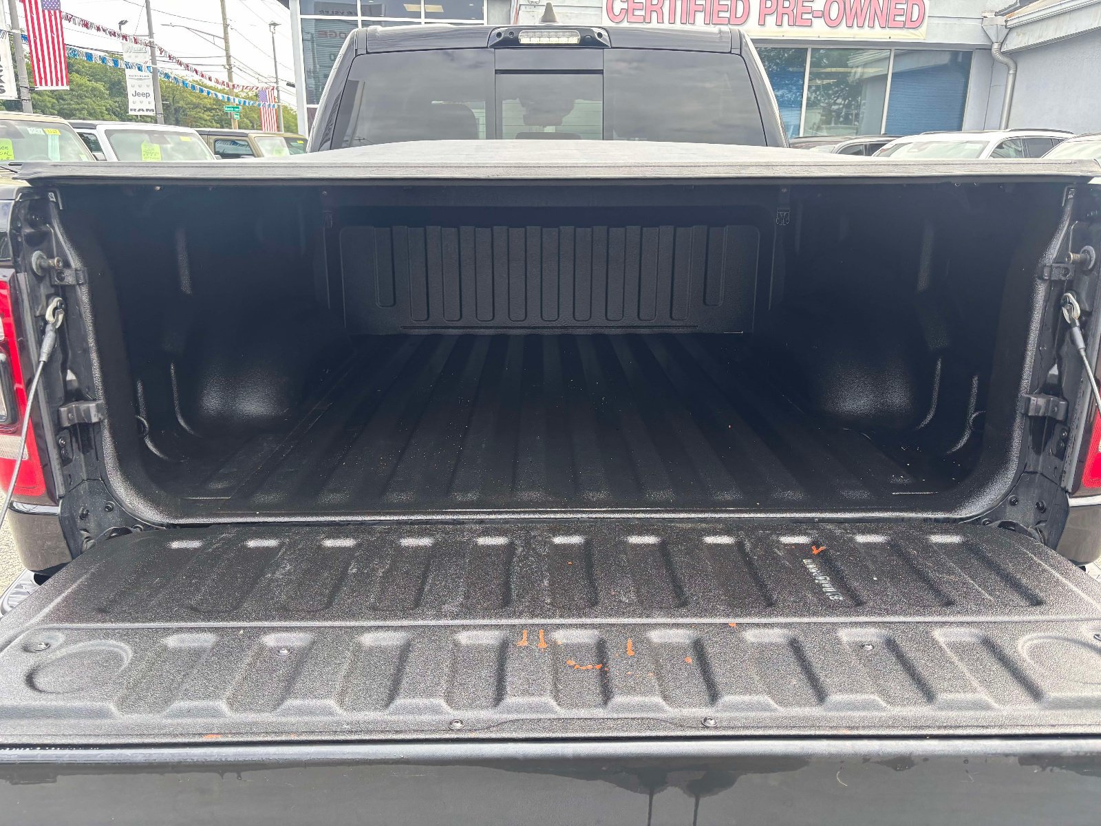 Used 2024 RAM 1500 Limited AWD/4WD image 15
