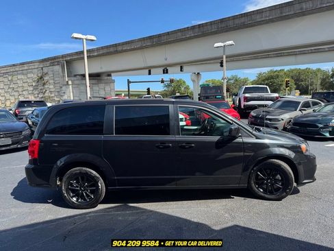 Used 2019 Dodge Grand Caravan GT FWD image 8