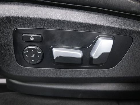 Used 2023 BMW X5 sDrive40i w/ M Sport Package image 31