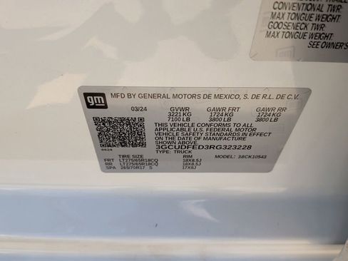 Used 2024 Chevrolet Silverado 1500 LT Trail Boss w/ Convenience Package II image 52