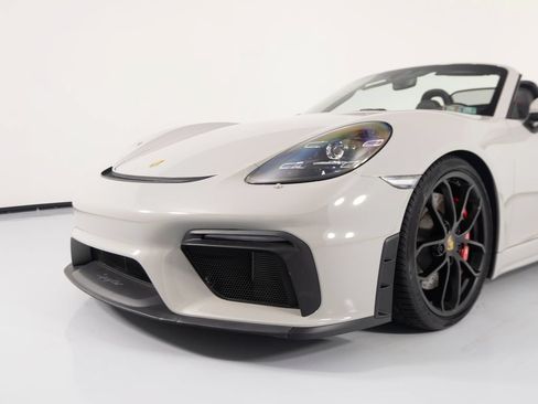 Certified 2021 Porsche 718 Boxster Spyder RWD image 44