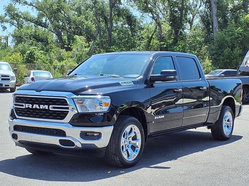 Used 2023 RAM 1500 Big Horn AWD/4WD image 3
