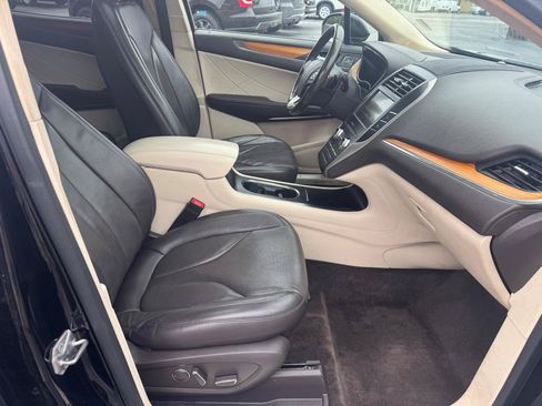 Used 2016 Lincoln MKC Reserve AWD/4WD image 12