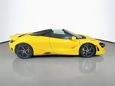 New 2026 McLaren 750S Spider image 8