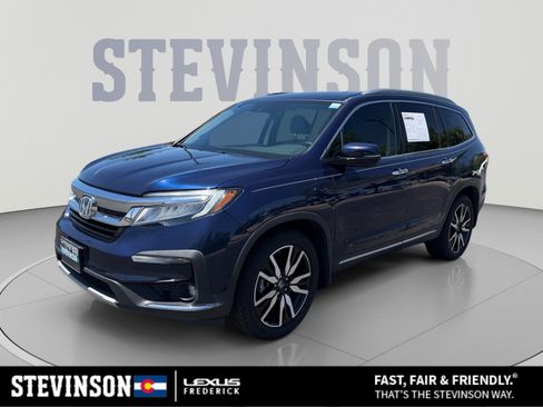 Used 2019 Honda Pilot Touring image 1