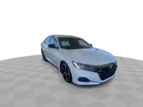 Used 2022 Honda Accord Sport image 2