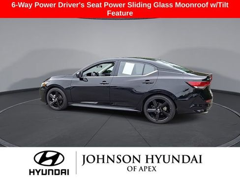 Used 2022 Nissan Sentra SR w/ SR Premium Package FWD image 5