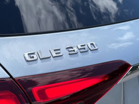 Used 2025 Mercedes-Benz GLE 350 4MATIC image 39