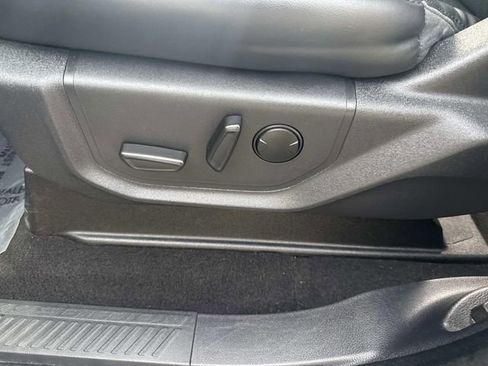 Used 2024 Ford Expedition Max XLT image 22