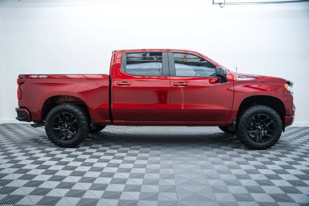 Used 2024 Chevrolet Silverado 1500 RST w/ LPO, Dark Essentials Package AWD/4WD image 4
