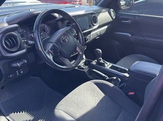 Used 2017 Toyota Tacoma TRD Sport video 3