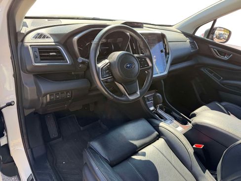 Used 2023 Subaru Ascent Touring AWD/4WD image 12