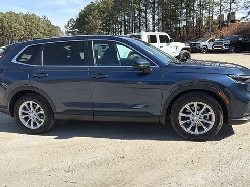Used 2025 Honda CR-V EX image 7