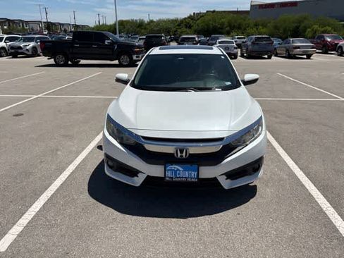 Used 2017 Honda Civic EX-T image 8