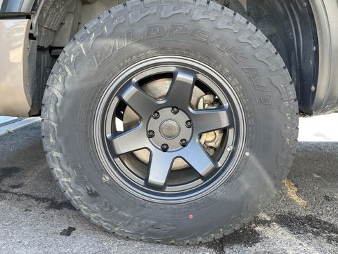 Used 2021 Nissan Titan PRO-4X w/ Off Road Protection Package AWD/4WD image 15