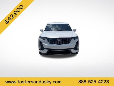 Used 2025 Cadillac XT6 Luxury FWD image 8