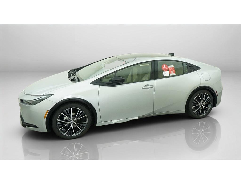 New 2027 Toyota Prius XLE FWD image 2