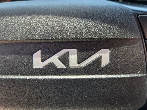Used 2025 Kia K4 EX FWD image 31