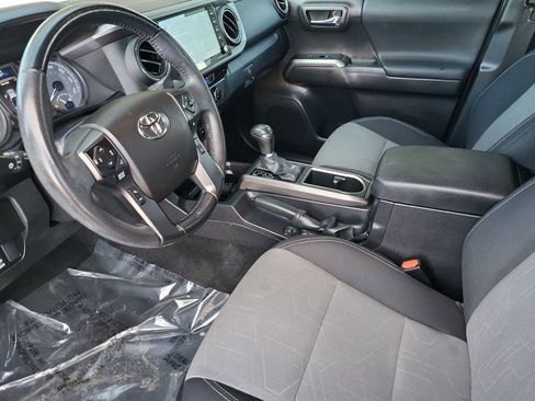 Used 2023 Toyota Tacoma TRD Off-Road RWD image 12