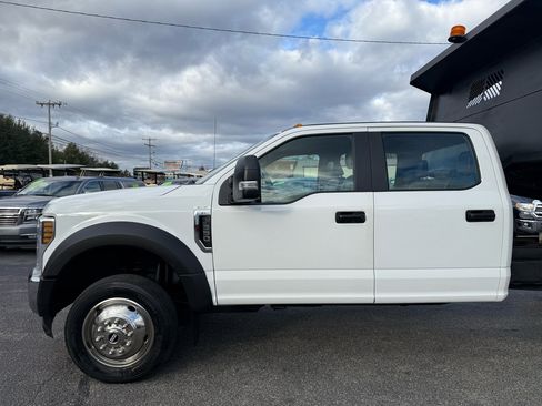 Used 2018 Ford F550 4x4 Crew Cab Super Duty image 6