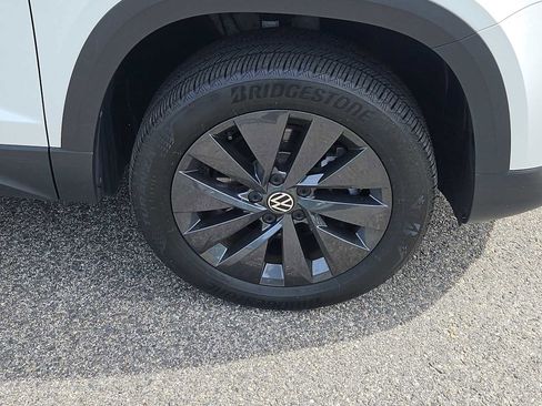 Certified 2023 Volkswagen Taos S FWD image 10