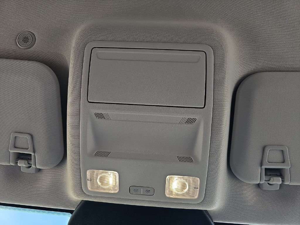 Used 2025 Ford Escape SE FWD image 33